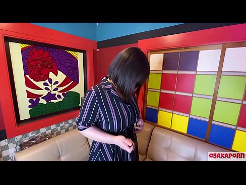 ❤️ Kuti Japonè ak gwo tit masturbe ak jwèt sèks epi li gen yon orgasm. Li pale nan yon entèvyou sou eksperyans mèrdik li. Tèt gwo ak chat pwale plen jemi byen fò. Osakaporn ❌ Fucking nan pònografi ht.porngipfy.ru